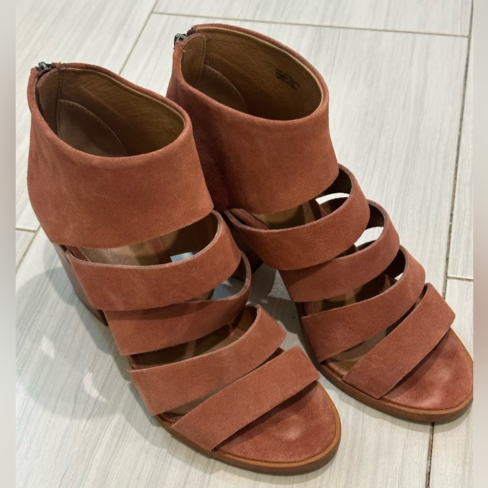 Frye Suede sandals